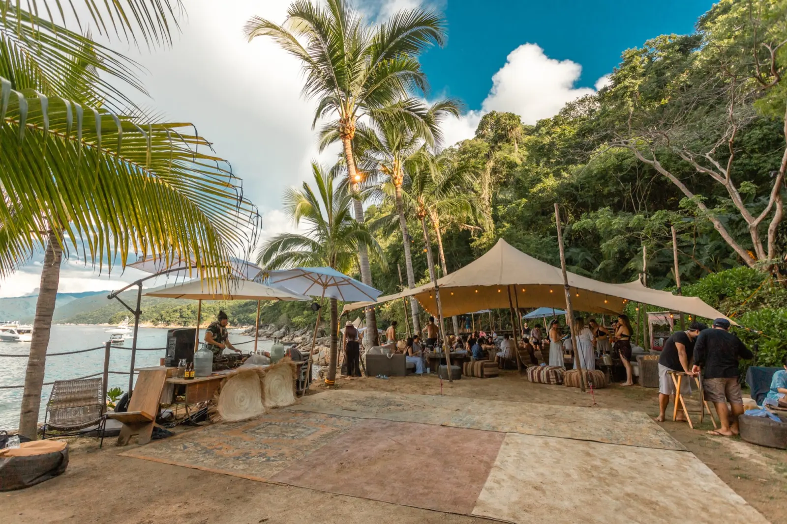 Las Caletas Beach Club Lifestyle Puerto Vallarta